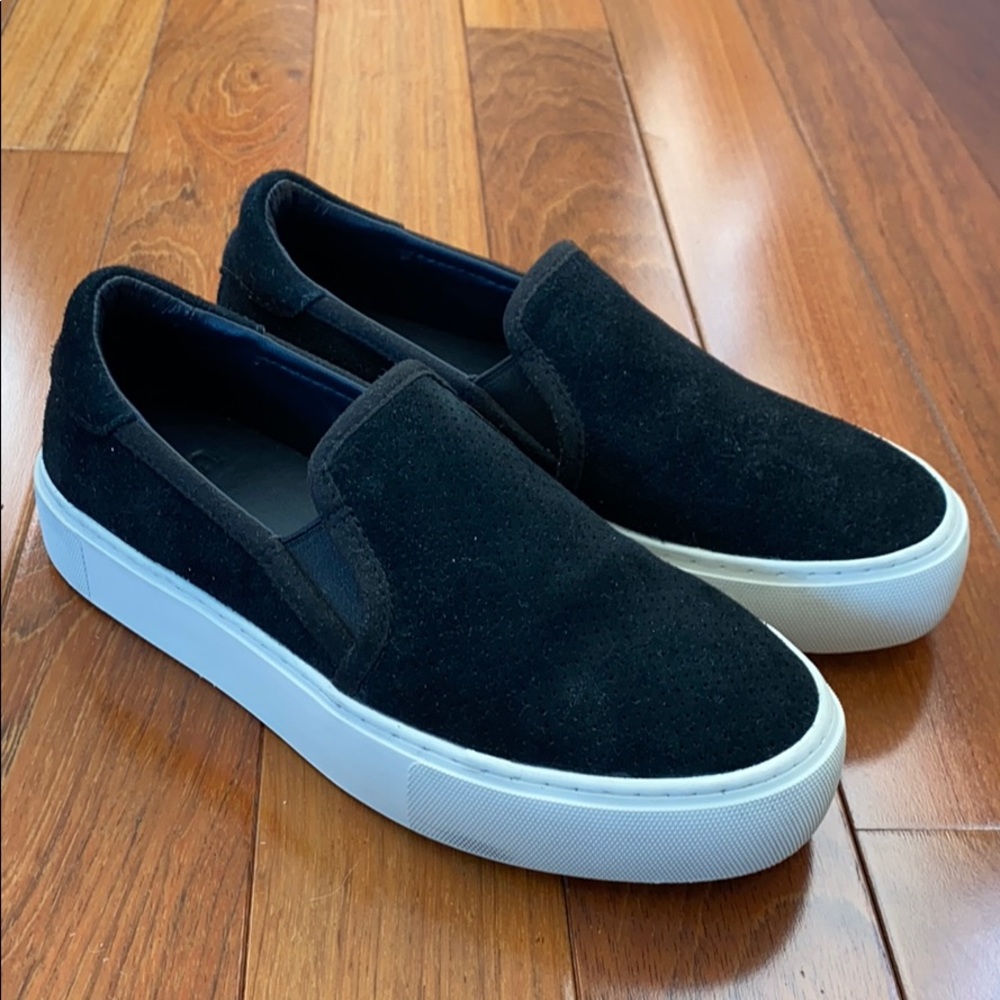 UGG Cahlvan Slip-On Sneakers